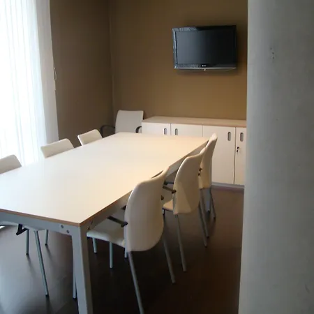 מלון Hotel Ortuella Ortuella