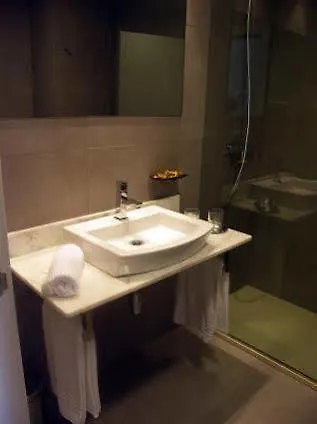 Hotel Ortuella מלון